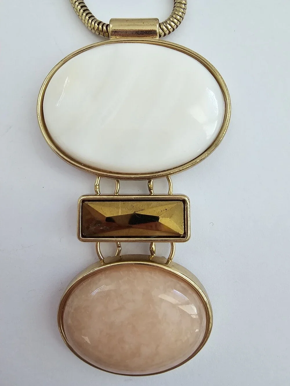 ​Gold Tone Multi Stone Pendant Necklace White Peach Cabochon Geometric Snake